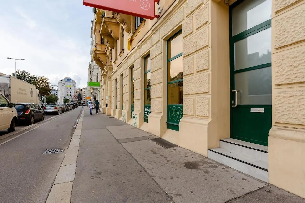 Free Parking Vienna Naschmarkt Air Con Fast Wifi Appartement